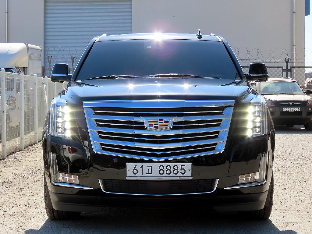 Cadillac Escalade 2018 Negro - Importación desde Corea - HF Imports Iquique - Foto 1