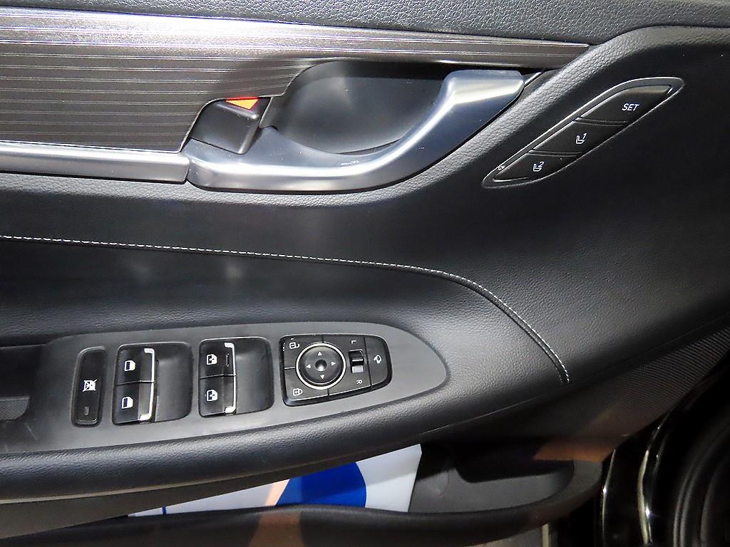 HYUNDAI Grandeur 2018 Negro - Importación desde Corea - HF Imports Iquique - Foto 13