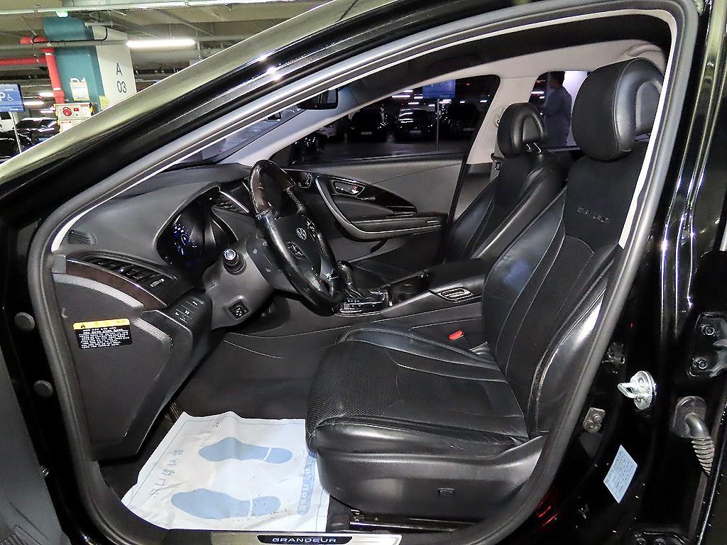 HYUNDAI Grandeur - Vista 6