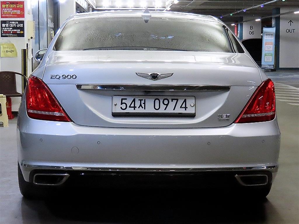 Genesis EQ900 - Vista 5