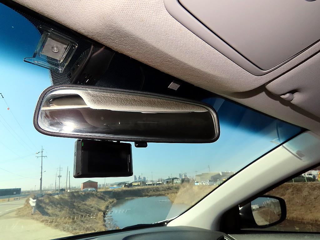 HYUNDAI Avante - Vista 12