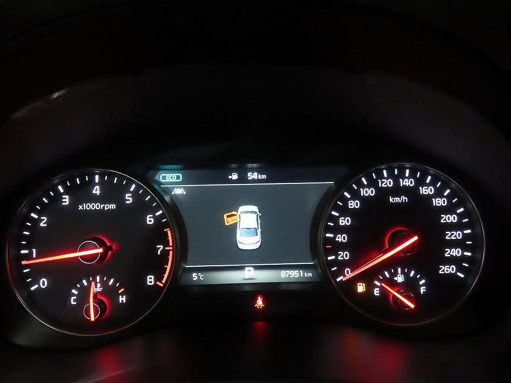 KIA K7 - Vista 9