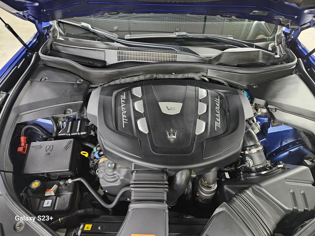 Maserati Levante - Vista 6