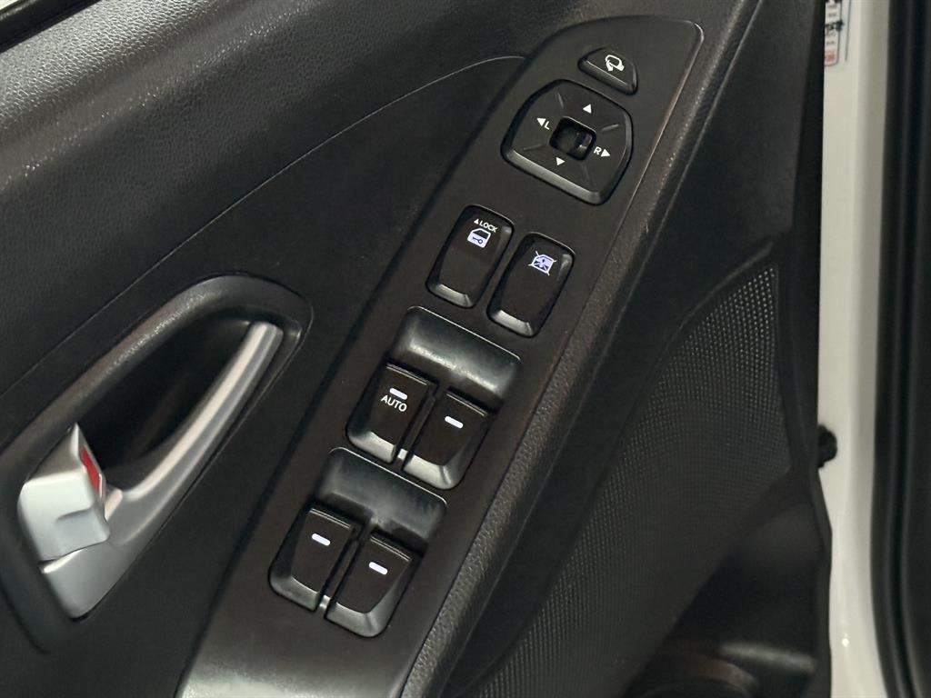 HYUNDAI Tucson - Vista 9