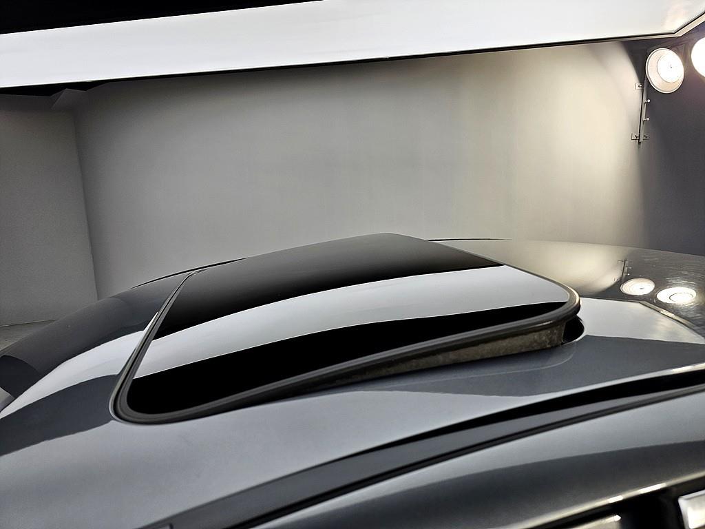 Mercedes Benz C Class - Vista 12