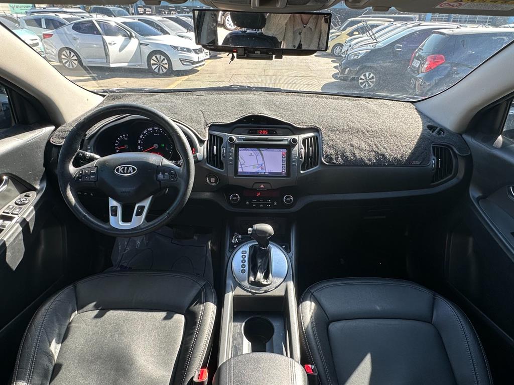 KIA Sportage - Vista 8