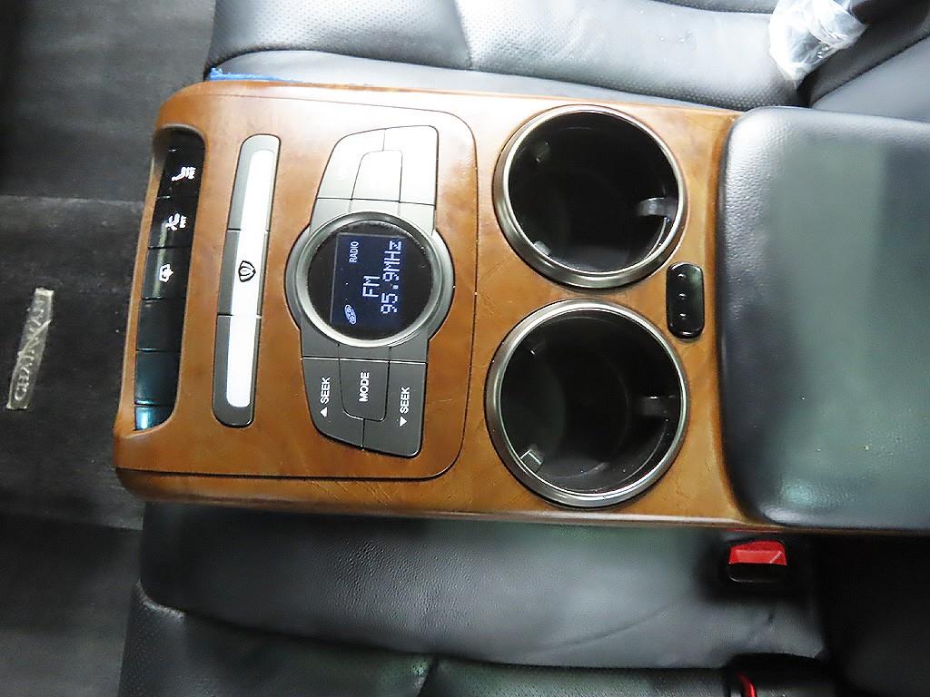 Ssangyong Chairman 2015 Negro - Importación desde Corea - HF Imports Iquique - Foto 10