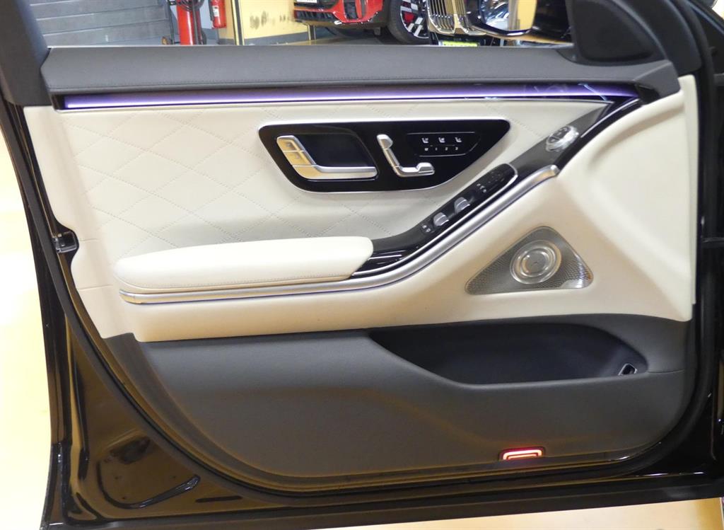 Mercedes Benz S Class - Vista 11