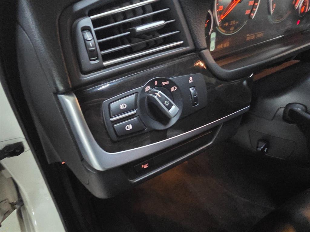 BMW 5 Series 2012 Blanco - Importación desde Corea - HF Imports Iquique - Foto 14