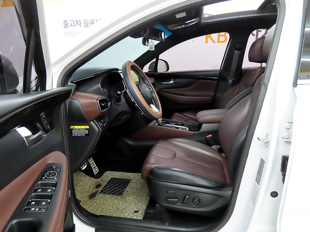 HYUNDAI Santa Fe - Vista 5