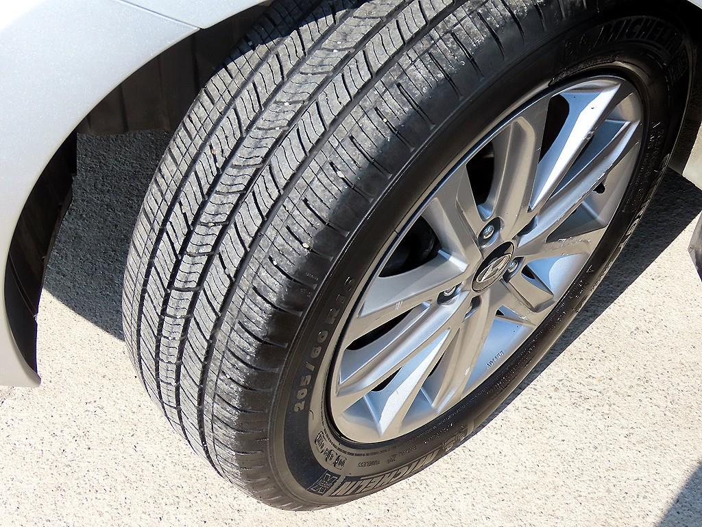 HYUNDAI Avante 2016 Plateado - Importación desde Corea - HF Imports Iquique - Foto 20