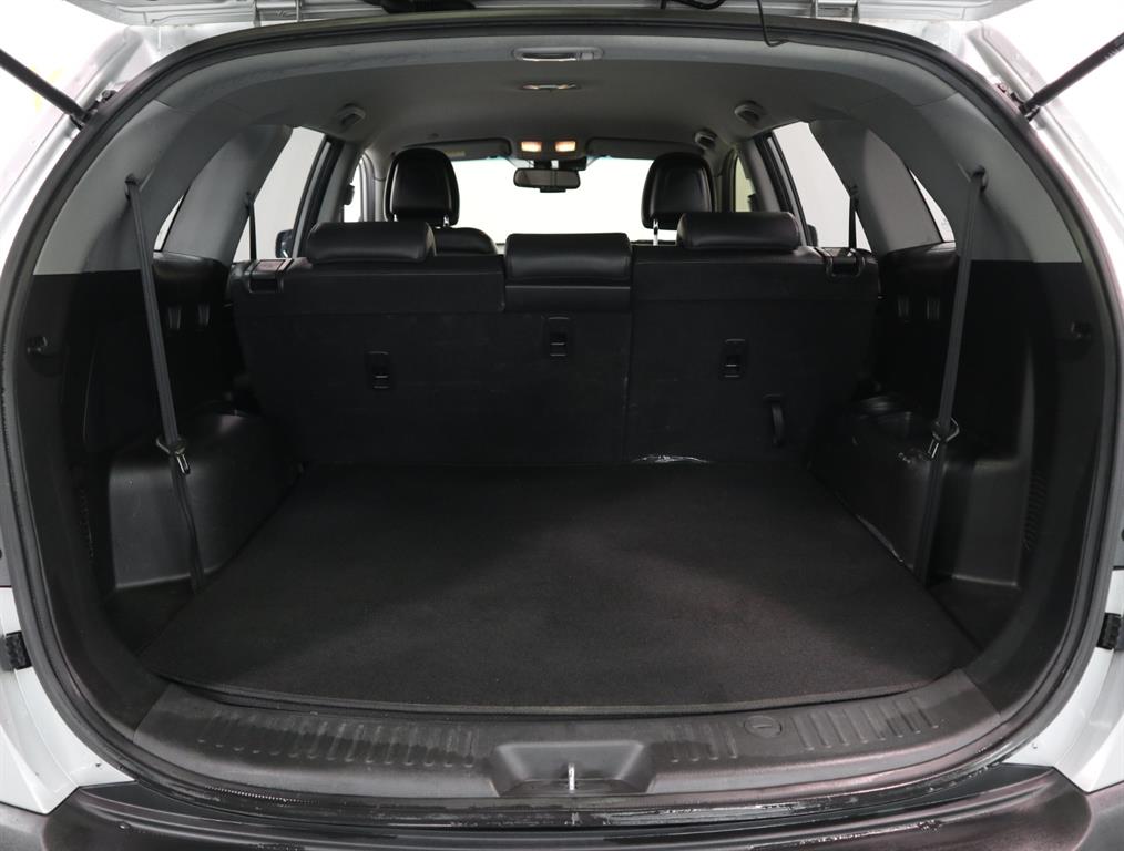 KIA Sorento 2011 Gris - Importación desde Corea - HF Imports Iquique - Foto 19