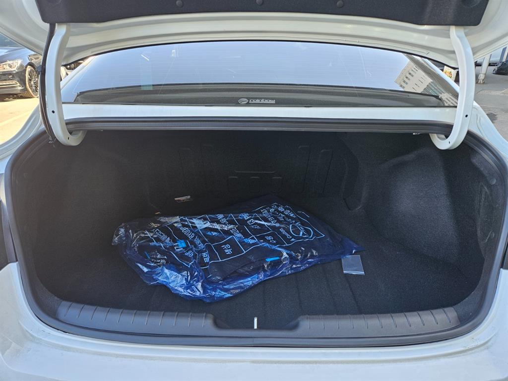 HYUNDAI Avante 2026 Blanco - Importación desde Corea - HF Imports Iquique - Foto 17