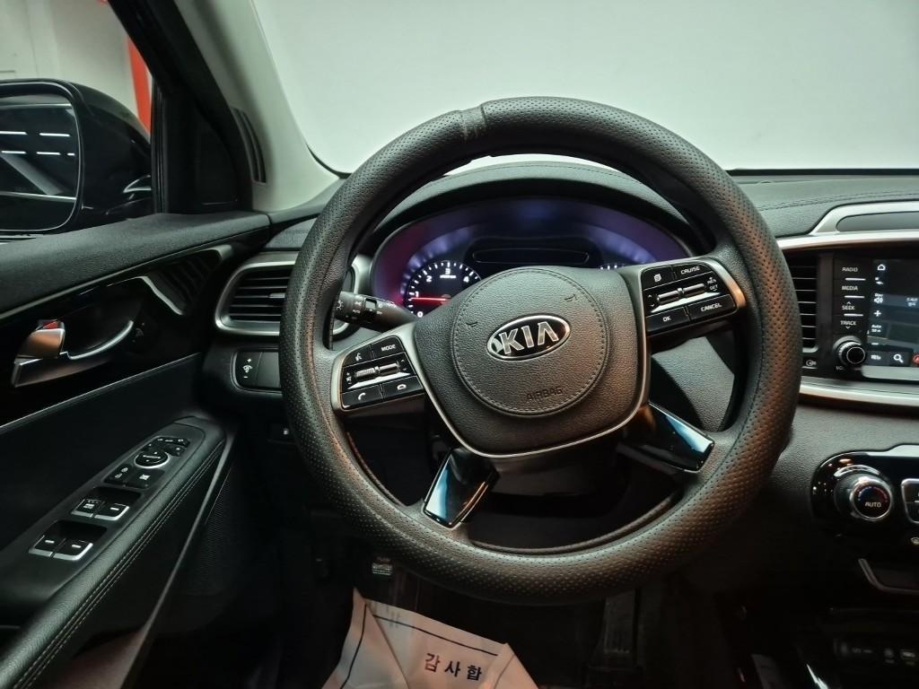 KIA Sorento - Vista 9