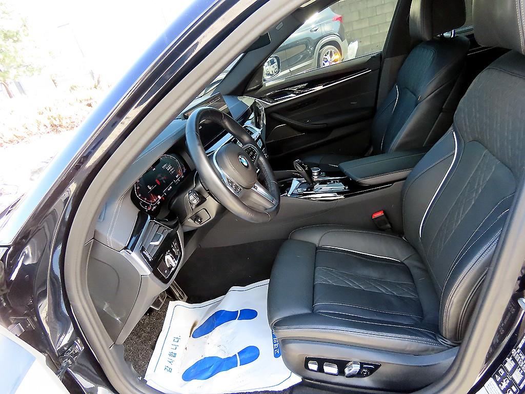 BMW 5 Series - Vista 5