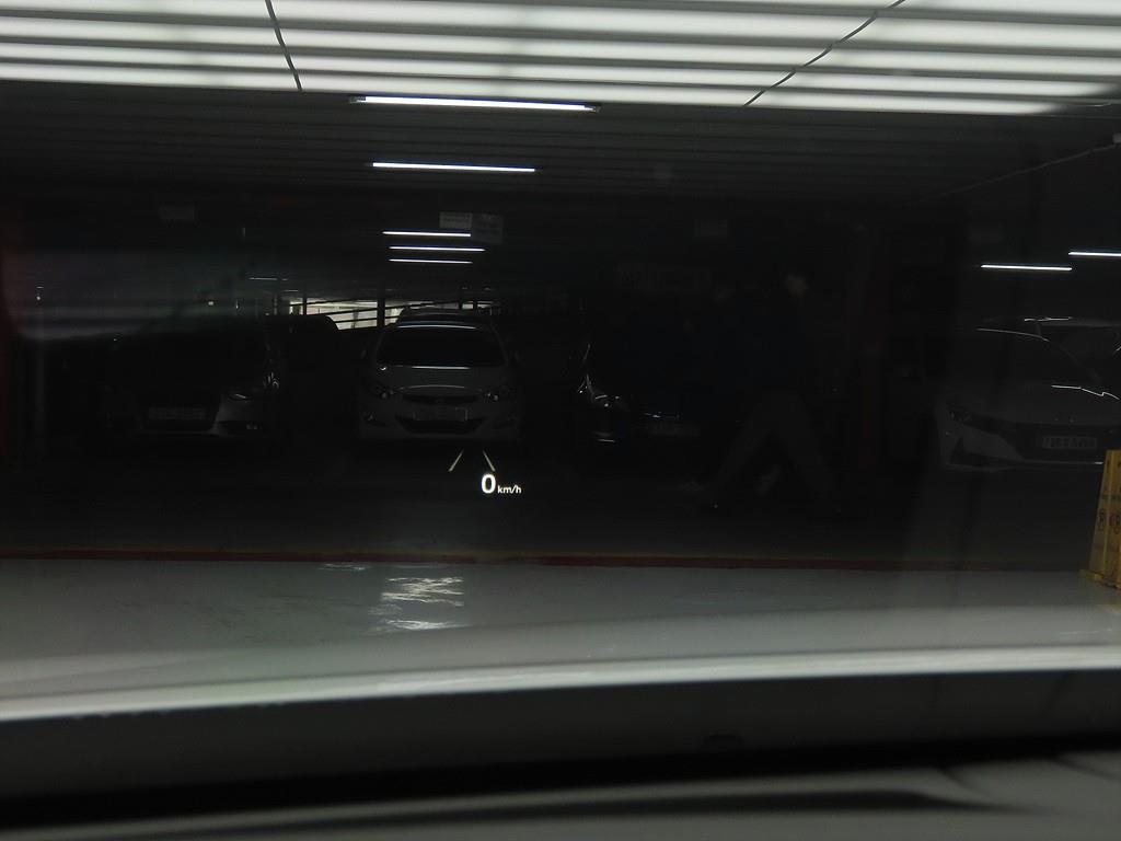 HYUNDAI Grandeur - Vista 12