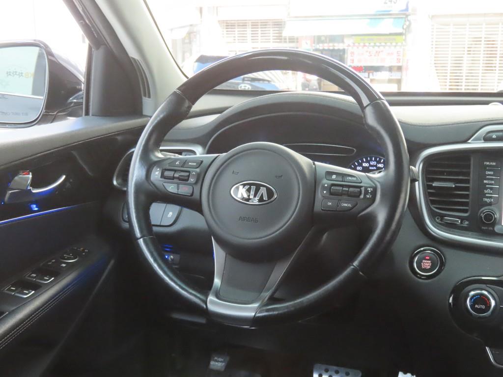 KIA Sorento 2015 Plateado - Importación desde Corea - HF Imports Iquique - Foto 19