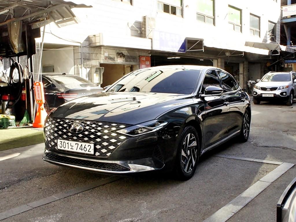 HYUNDAI Grandeur - Vista 3