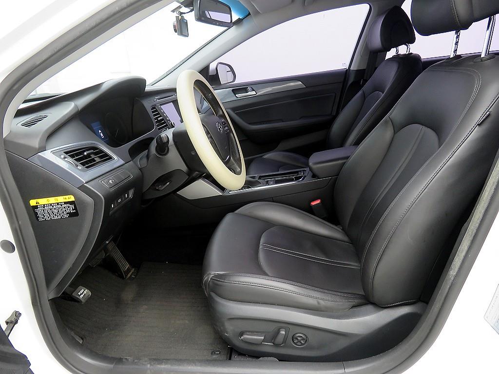 HYUNDAI Sonata - Vista 5