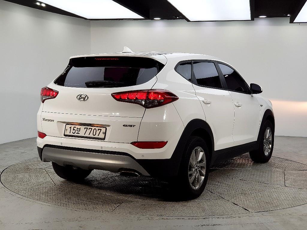 HYUNDAI Tucson - Vista 4