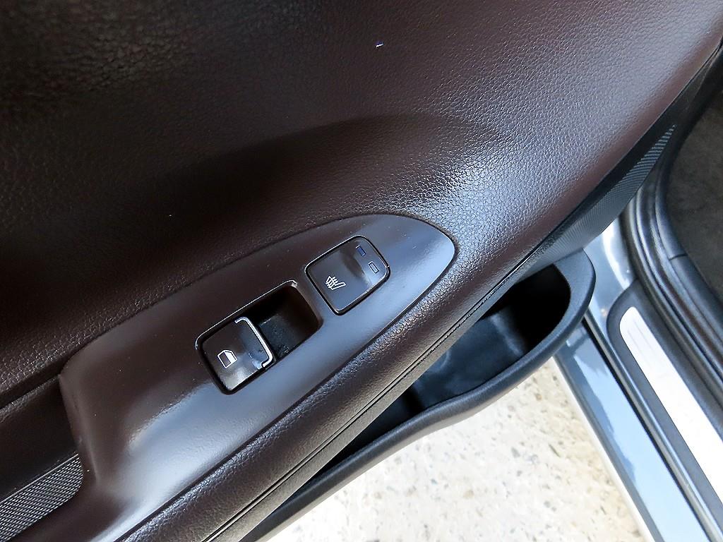 HYUNDAI Grandeur 2018 Gris - Importación desde Corea - HF Imports Iquique - Foto 17