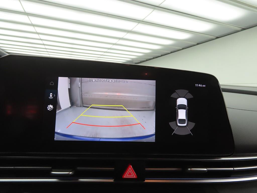 HYUNDAI Avante - Vista 12