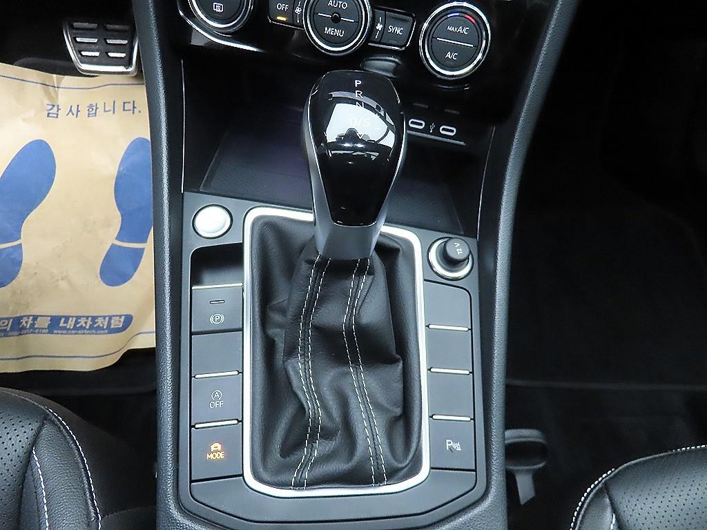 Volkswagen Jetta - Vista 10