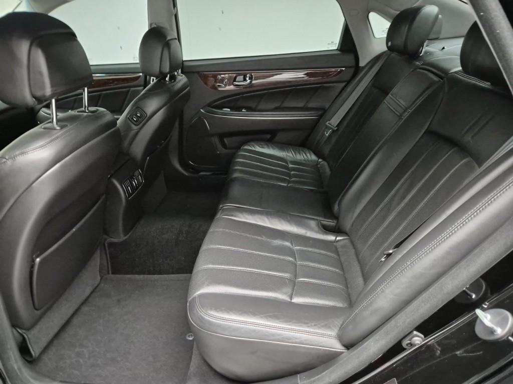 HYUNDAI Equus 2010 Negro - Importación desde Corea - HF Imports Iquique - Foto 18