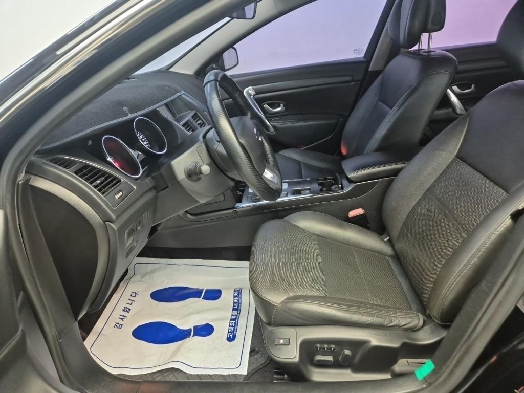 SAMSUNG SM7 - Vista 11