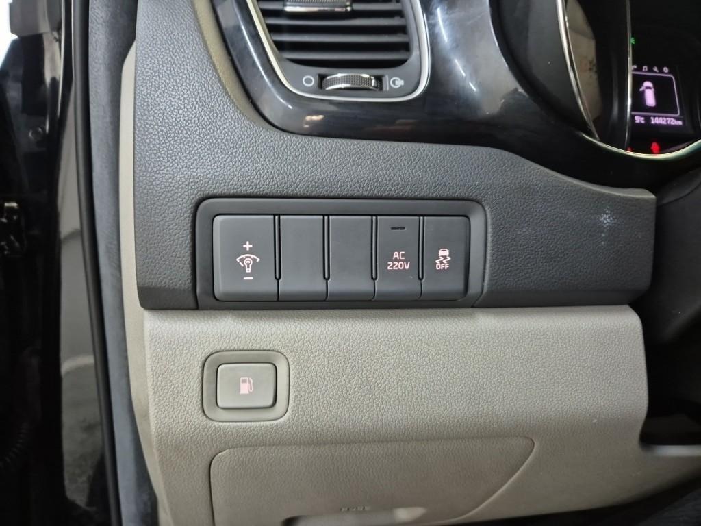 KIA Carnival 2016 Negro - Importación desde Corea - HF Imports Iquique - Foto 17