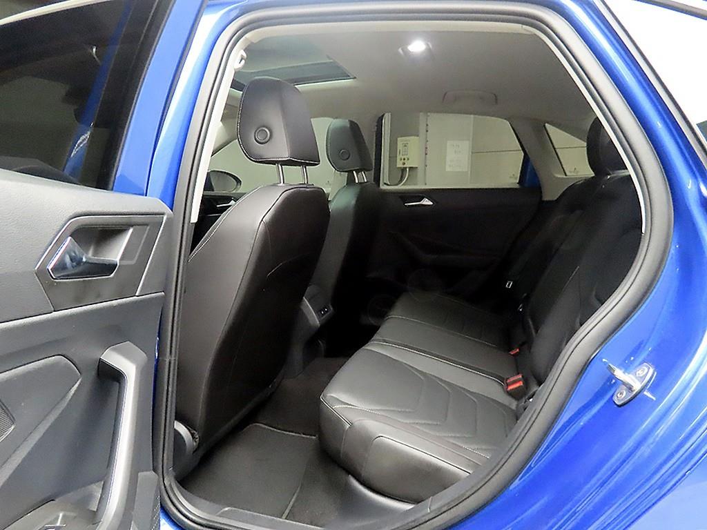 Volkswagen Jetta - Vista 6