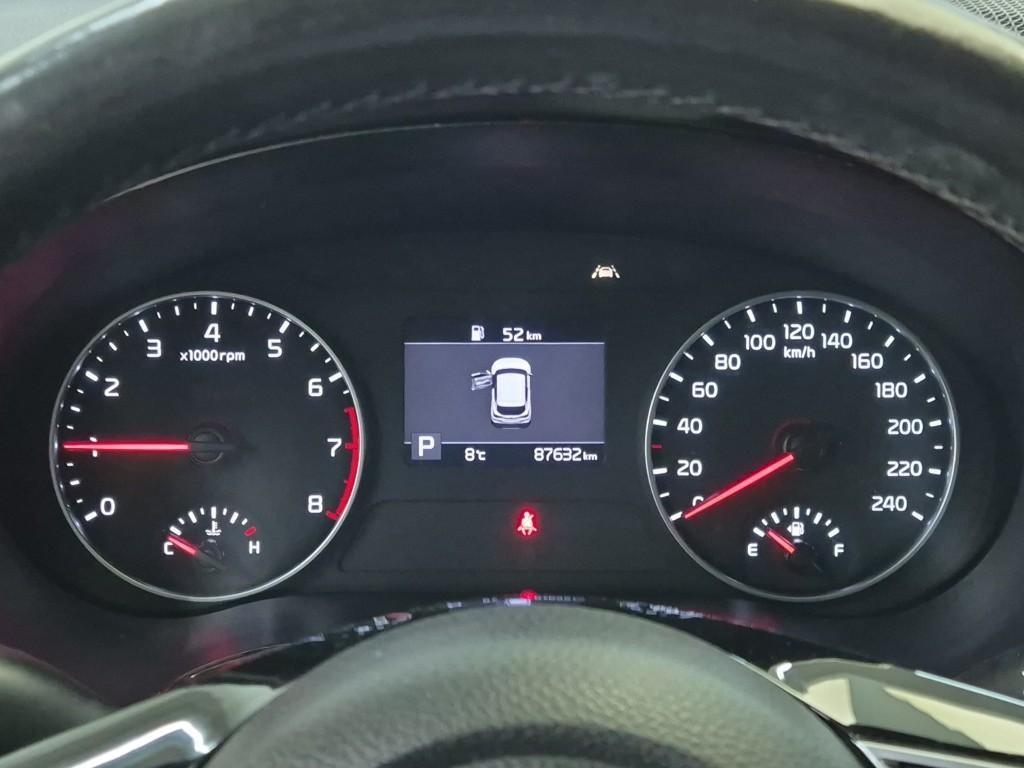 KIA Seltos - Vista 6