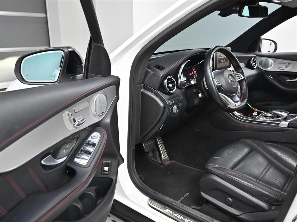 Mercedes Benz GLC Class - Vista 11