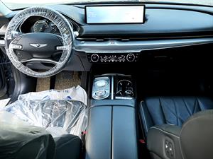 Genesis G80 - Vista 10