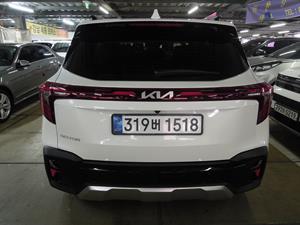 KIA Seltos - Vista 8