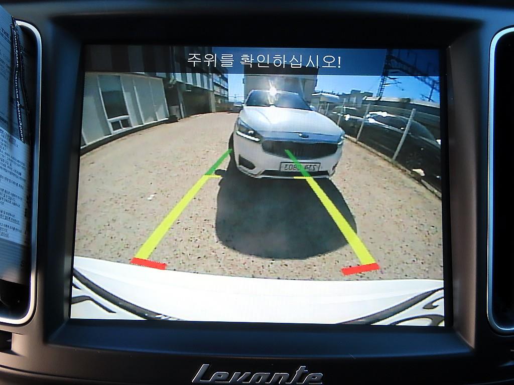 Maserati Levante 2019 Blanco - Importación desde Corea - HF Imports Iquique - Foto 13