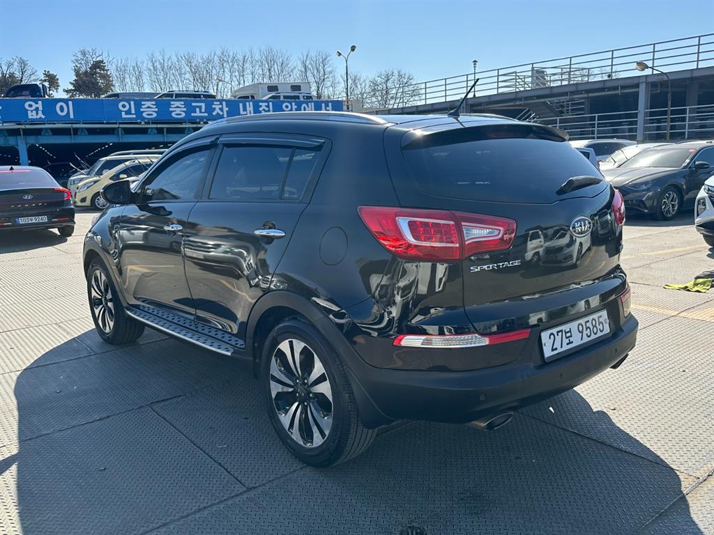 KIA Sportage - Vista 6