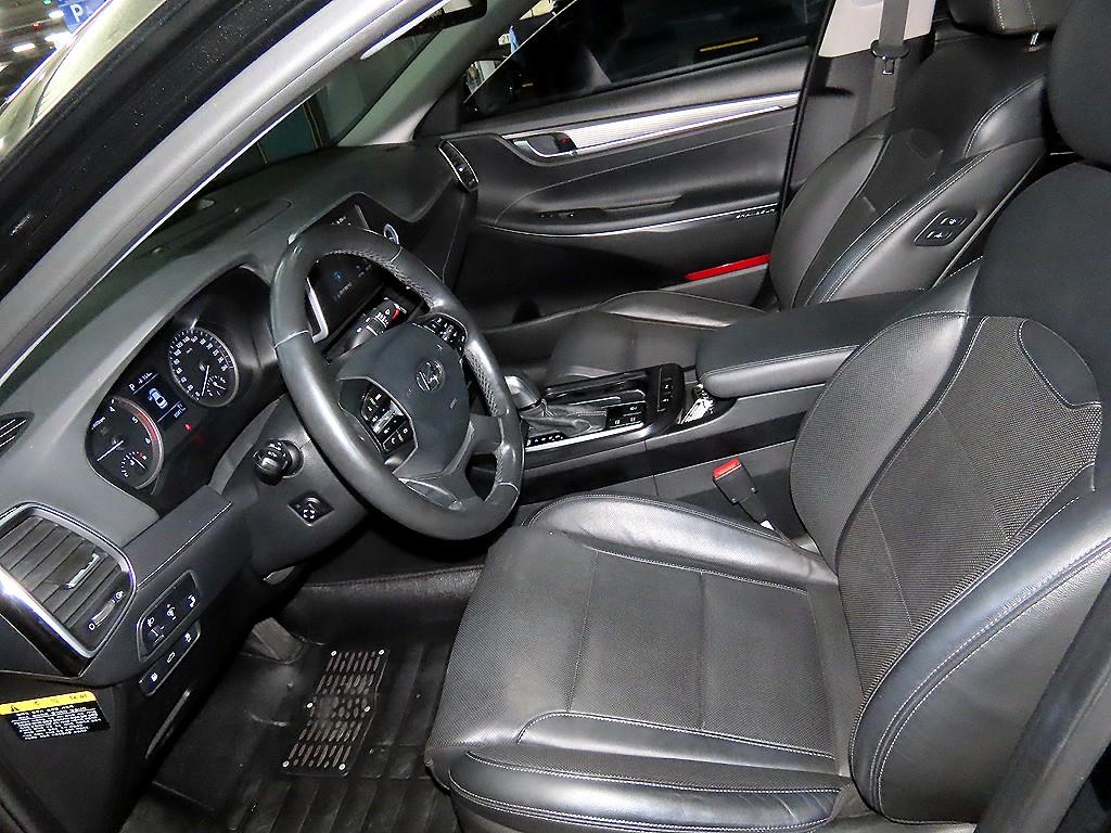 HYUNDAI Grandeur - Vista 6