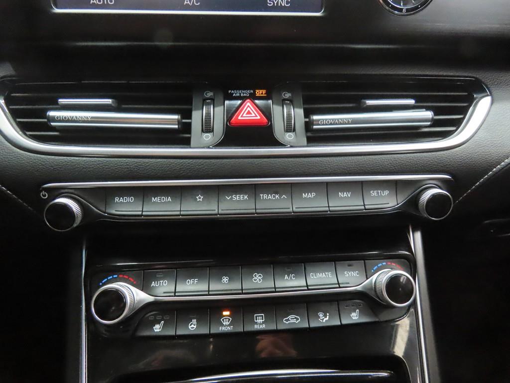 HYUNDAI Grandeur - Vista 12