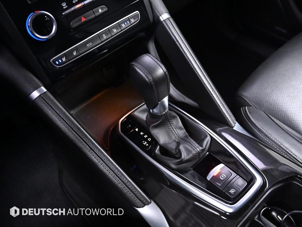 SAMSUNG QM6 - Vista 9