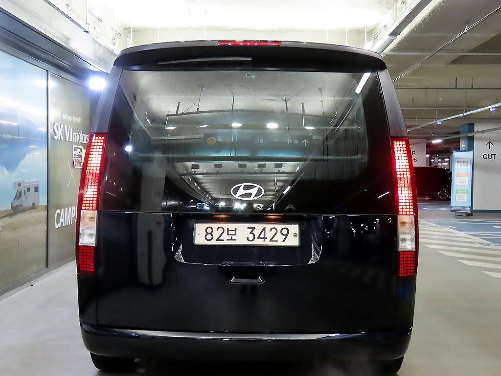 HYUNDAI Staria - Vista 5