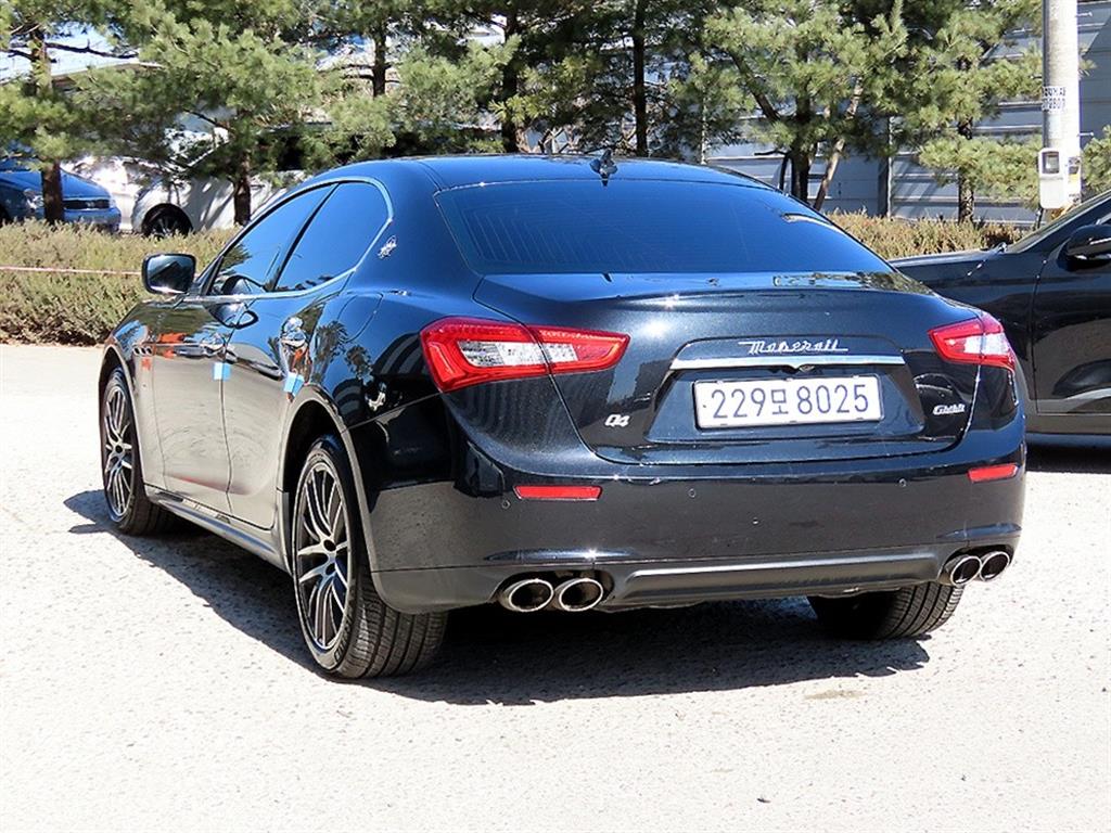 Maserati Ghibli - Vista 3