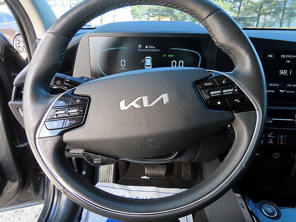 KIA Niro - Vista 8