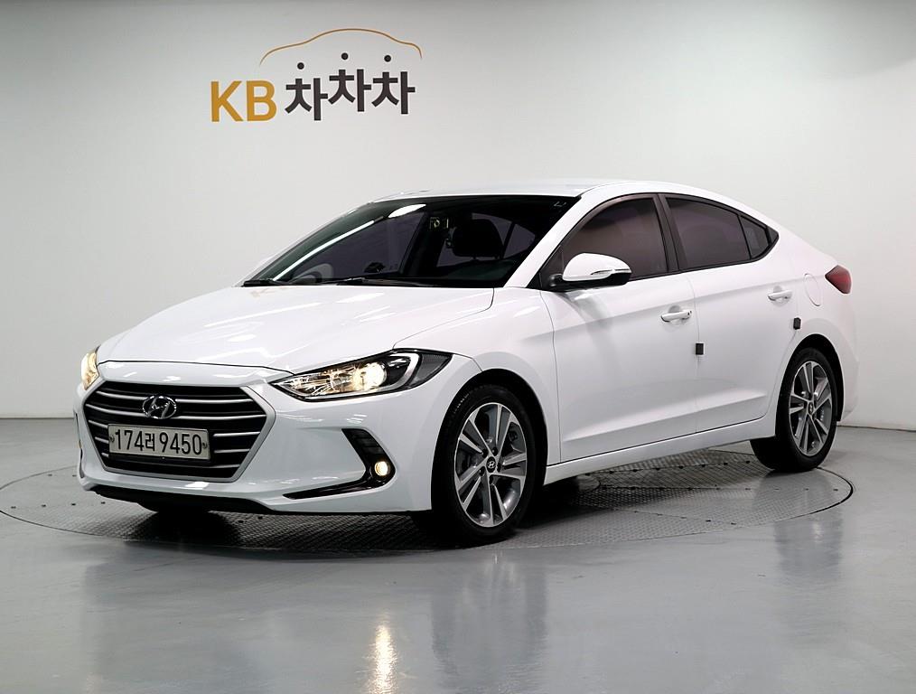 HYUNDAI Avante 2017 Blanco - Importación desde Corea - HF Imports Iquique - Foto 1