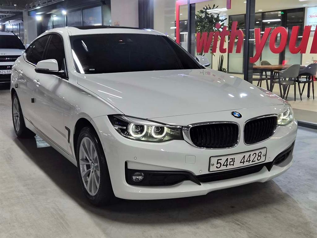 BMW Gran Turismo 2018 Blanco - Importación desde Corea - HF Imports Iquique - Foto 1