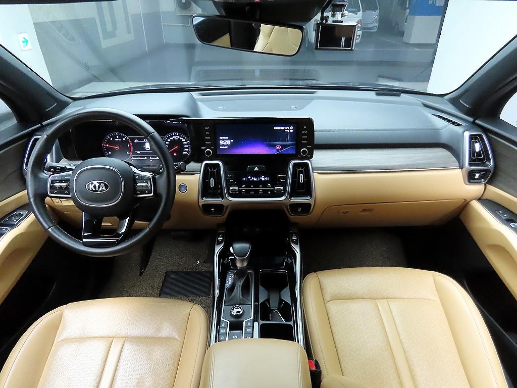KIA Sorento - Vista 8