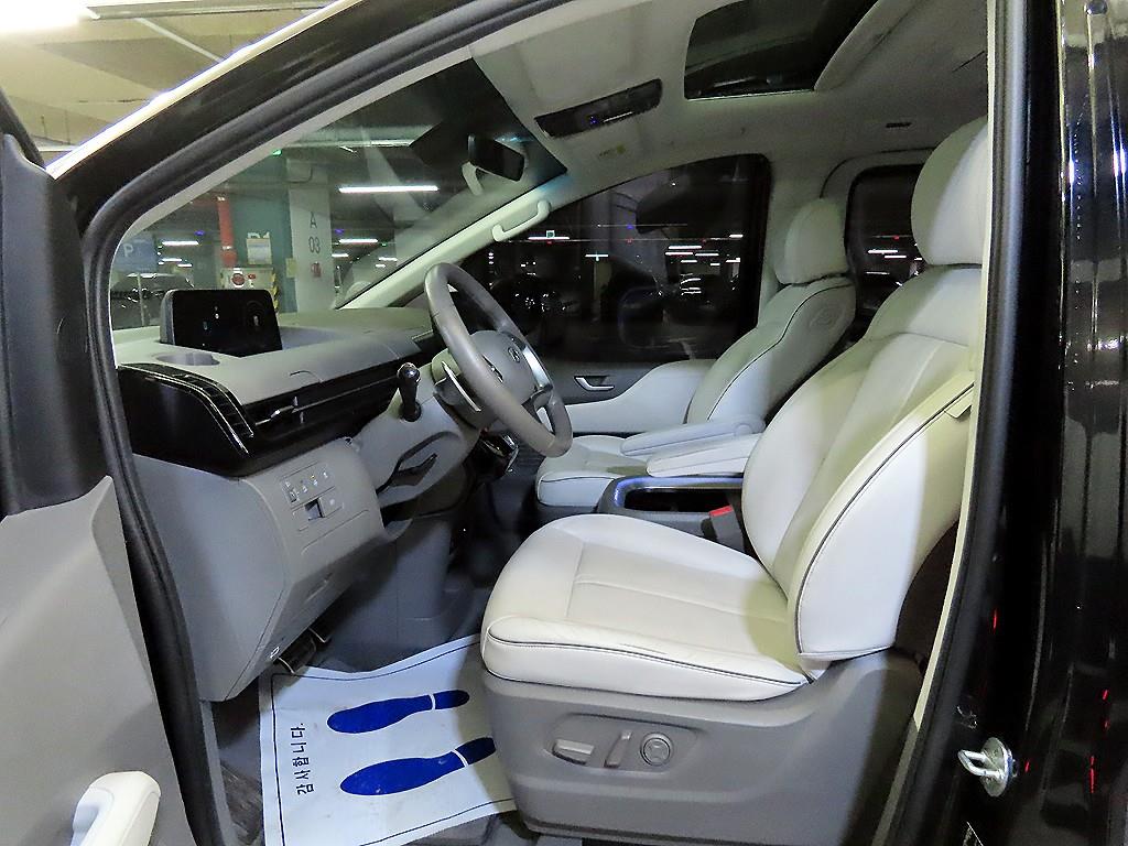 HYUNDAI Staria - Vista 6