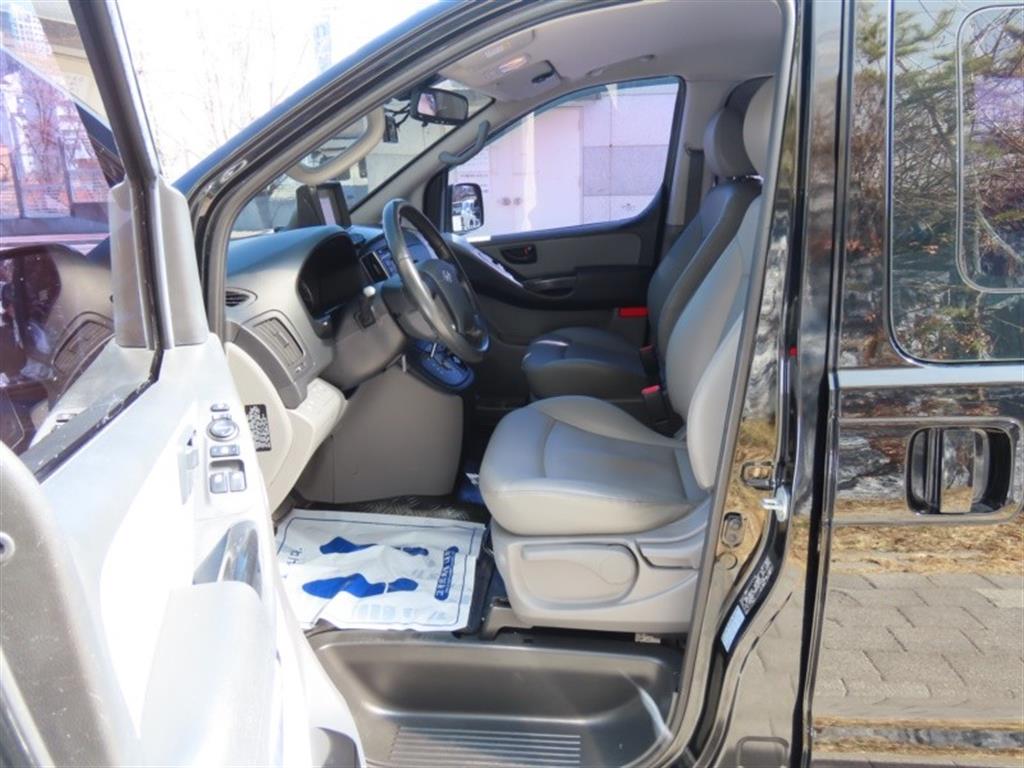 HYUNDAI Starex 2019 - Importación desde Corea - HF Imports Iquique - Foto 13