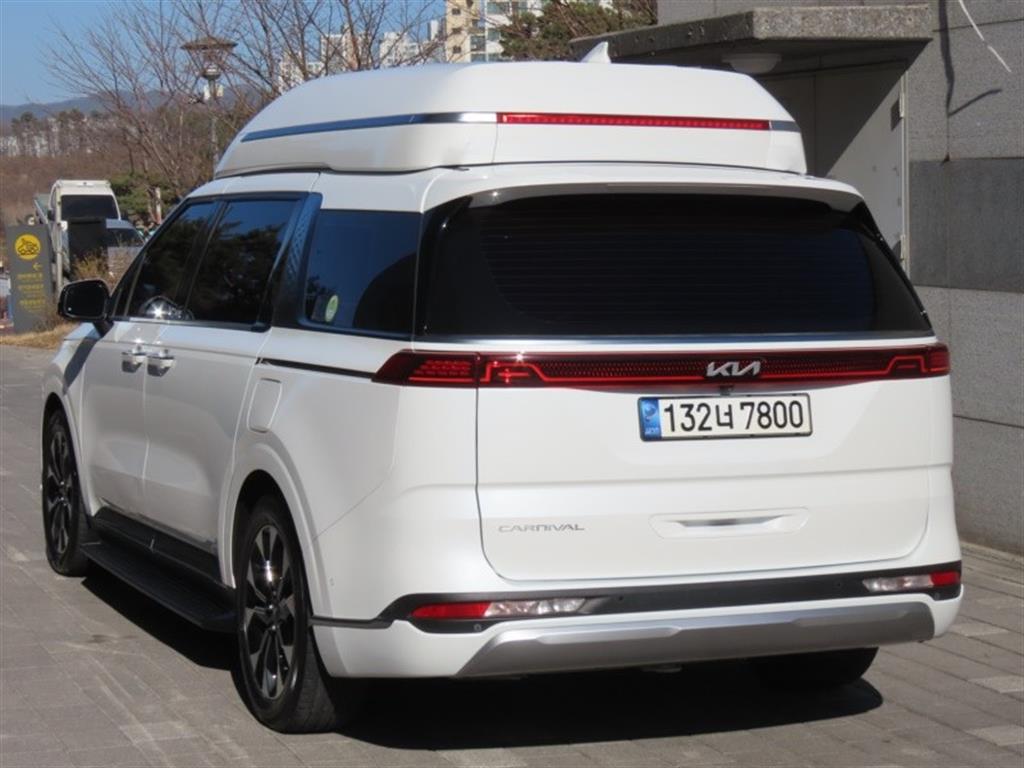 KIA Carnival - Vista 7