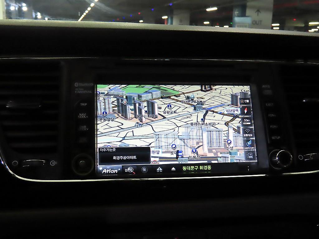 KIA Carnival 2016 Blanco - Importación desde Corea - HF Imports Iquique - Foto 13